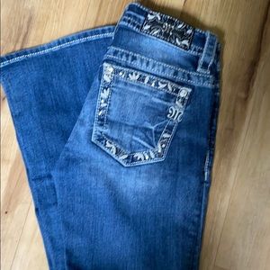 Size 25x32 Miss Me’s in good shape